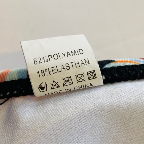 Ruffled Triangle Floral Bikini Top L - Picture 2 of 4